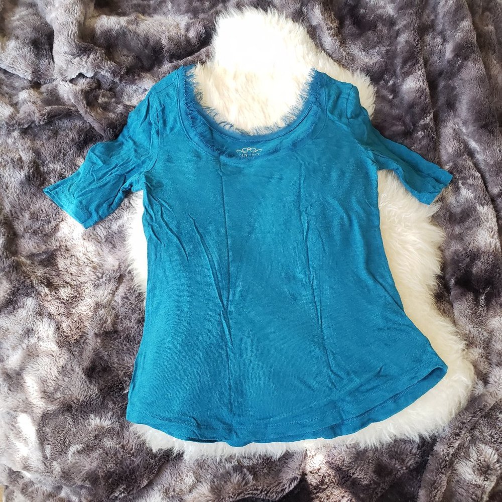Teal Blue Crew Neck 1/2 Sleeve Tee with Fringe Detail Collar - Size M